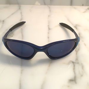 Oakley Minute Sunglasses, dark blue